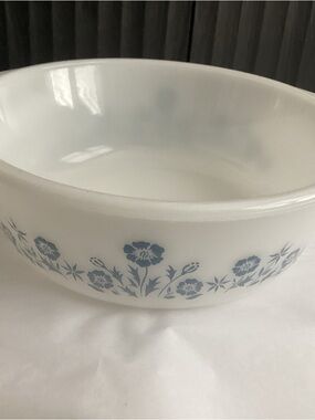 Vintage Glasbake casserole blue cornflower on white milk glass. This 1 1/2 Qt.